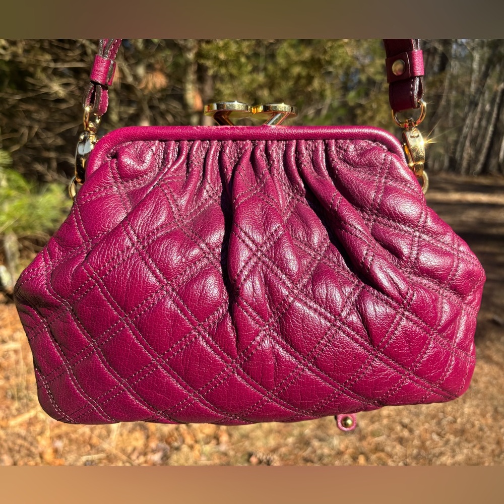 Marc Jacobs Quilted Magenta Shoulder Bag - Picture 2 of 13